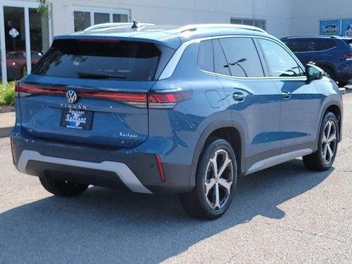 2025 Volkswagen Tiguan 2.0T SE