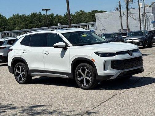 2025 Volkswagen Tiguan 2.0T SE