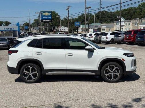 2025 Volkswagen Tiguan 2.0T SE