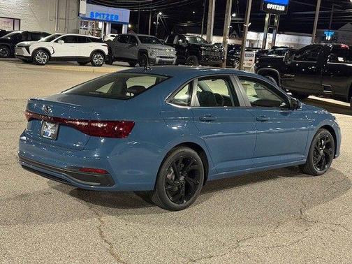 2026 Volkswagen Jetta 1.5T SE