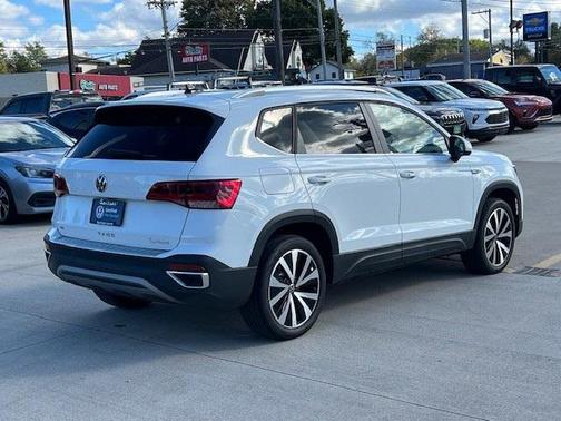 2022 Volkswagen Taos 1.5T SE