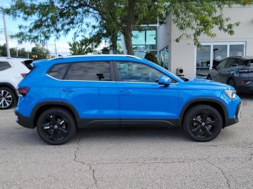 2025 Volkswagen Taos 1.5T SEL
