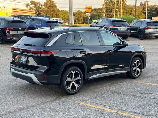 2025 Volkswagen Tiguan 2.0T SE