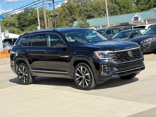 2024 Volkswagen Atlas 2.0T SEL Premium R-Line
