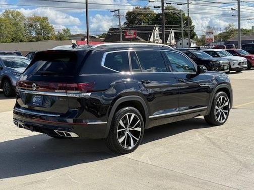 2024 Volkswagen Atlas 2.0T SEL Premium R-Line