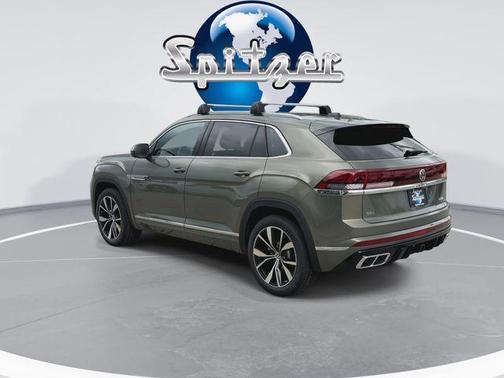 Avocado Green Pearl 2026 Volkswagen Atlas Cross Sport 2.0T SEL Premium R-Line