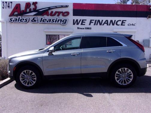 2025 Cadillac XT4 Premium Luxury