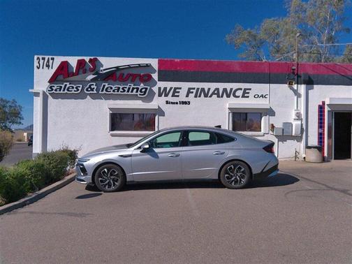 2025 Hyundai SONATA SEL