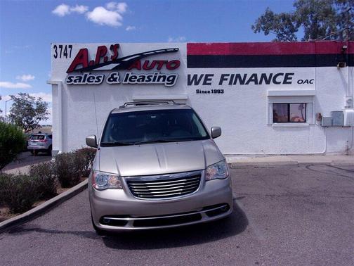2014 Chrysler Town & Country Touring