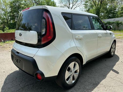 2015 Kia Soul Base
