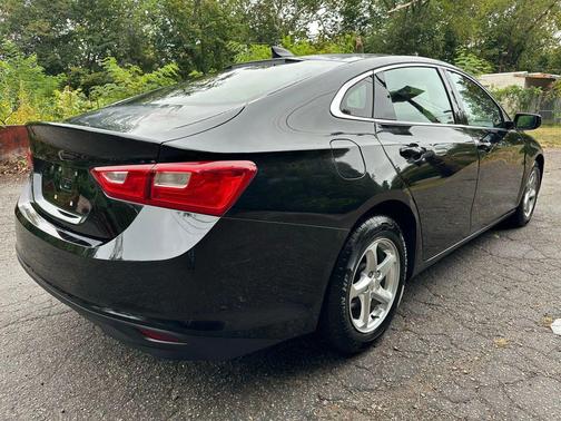 2017 Chevrolet Malibu 1LS