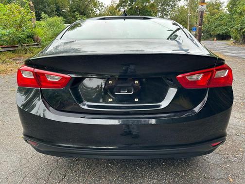 2017 Chevrolet Malibu 1LS