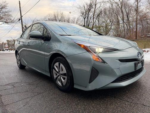 2016 Toyota Prius Four