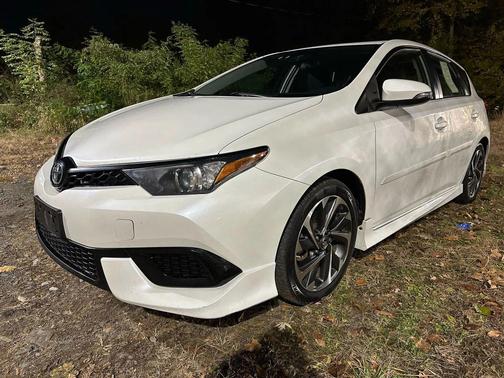 2017 Toyota Corolla iM Base