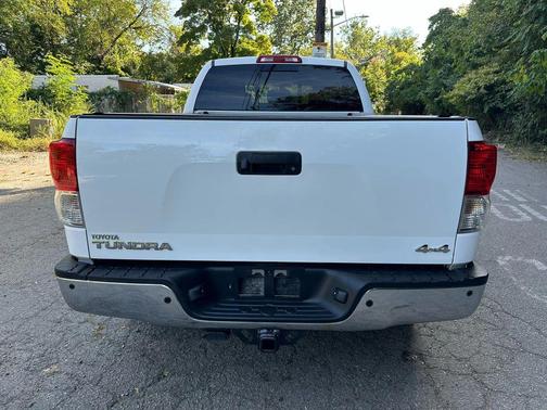 2010 Toyota Tundra Grade