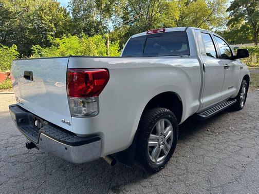 2010 Toyota Tundra Grade