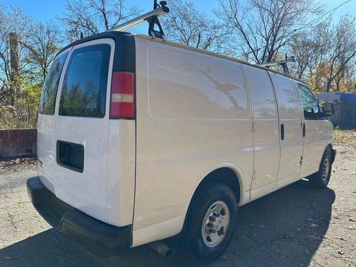 2013 Chevrolet Express 2500 Work Van