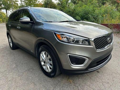 2018 Kia Sorento LX