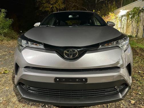 2018 Toyota C-HR XLE Sport Utility 4D