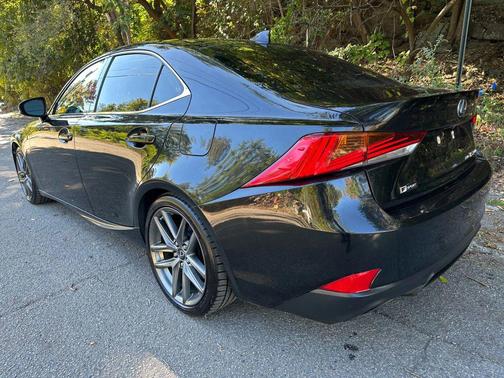 2017 Lexus IS 300 Base