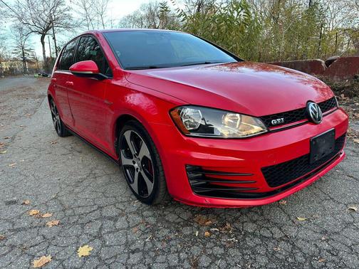 2015 Volkswagen Golf GTI 2.0T S 4-Door