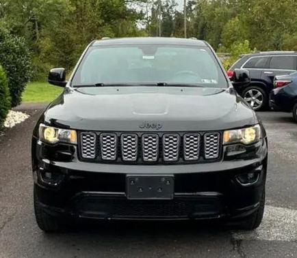 2017 Jeep Grand Cherokee Altitude