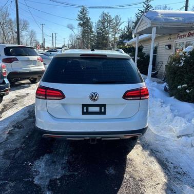 2018 Volkswagen Golf Alltrack TSI SE