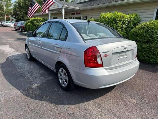 2009 Hyundai Accent SE