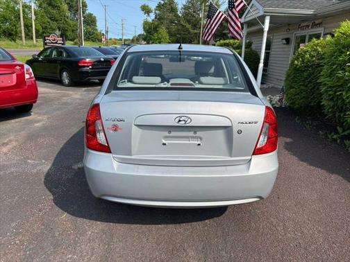2009 Hyundai Accent SE