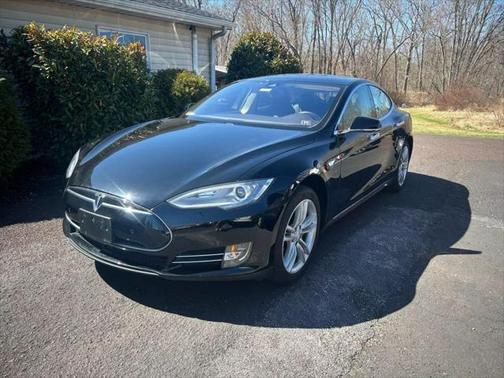 2015 Tesla Model S 85D