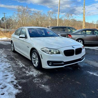2016 BMW 528 528i Sedan 4D