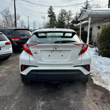2021 Toyota C-HR XLE