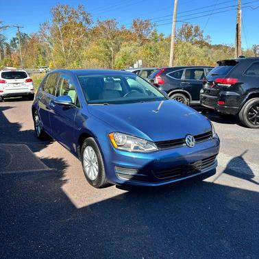2017 Volkswagen Golf TSI S Hatchback Sedan 4D