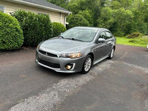 2016 Mitsubishi Lancer SE
