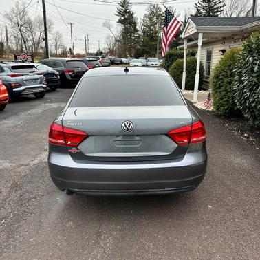 2014 Volkswagen Passat 1.8T S