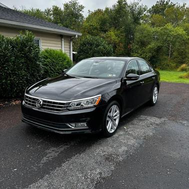 2017 Volkswagen Passat 1.8T SEL Premium