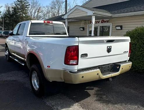 Bright White Clearcoat 2011 Dodge Ram 3500 Laramie