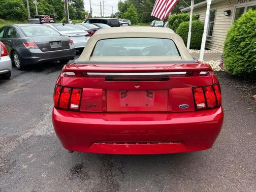 2001 Ford Mustang Base