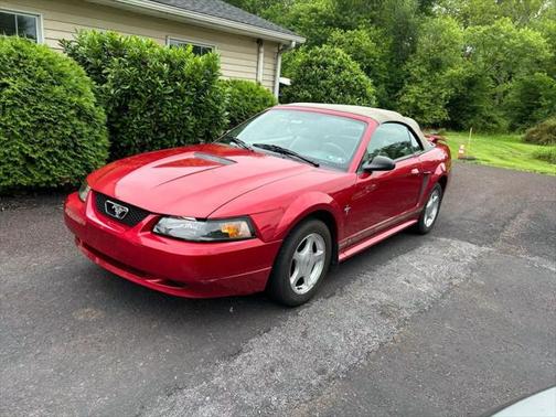 2001 Ford Mustang Base