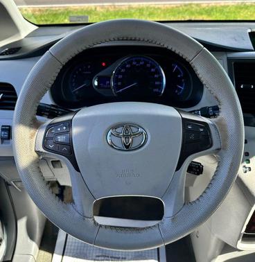 2013 Toyota Sienna Limited