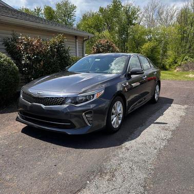 Platinum Graphite 2018 Kia Optima S