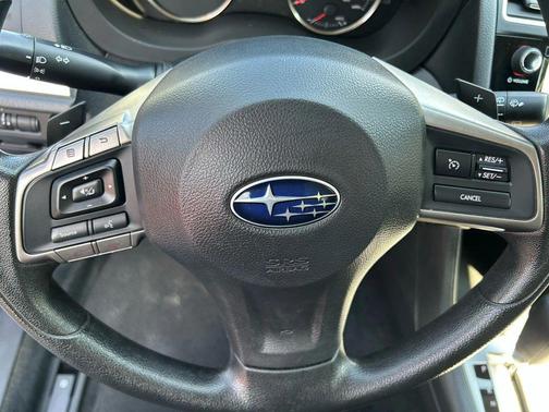 2016 Subaru Impreza 2.0i Premium