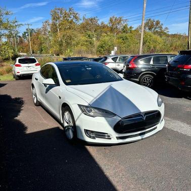 2015 Tesla Model S 70