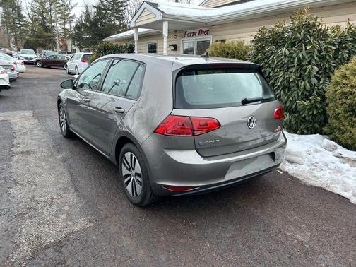 2016 Volkswagen e-Golf SE