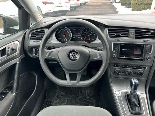 2016 Volkswagen e-Golf SE