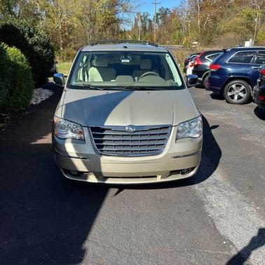 2010 Chrysler Town & Country Limited
