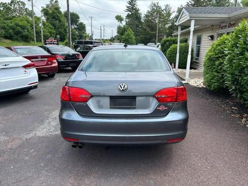 2014 Volkswagen Jetta Auto SE