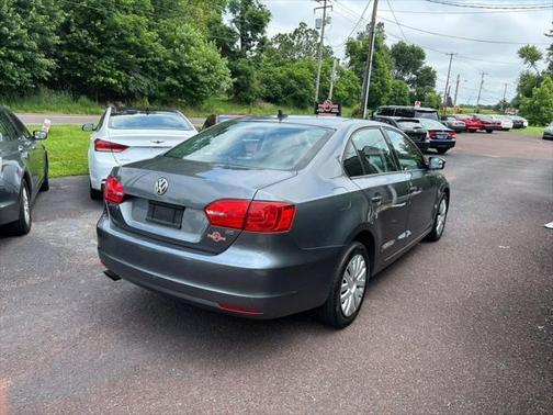 2014 Volkswagen Jetta Auto SE