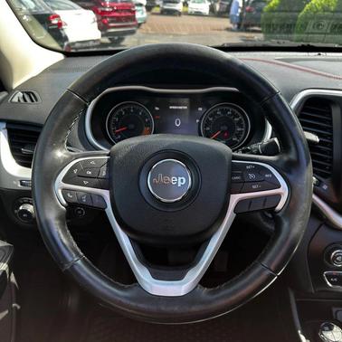 2015 Jeep Cherokee Sport