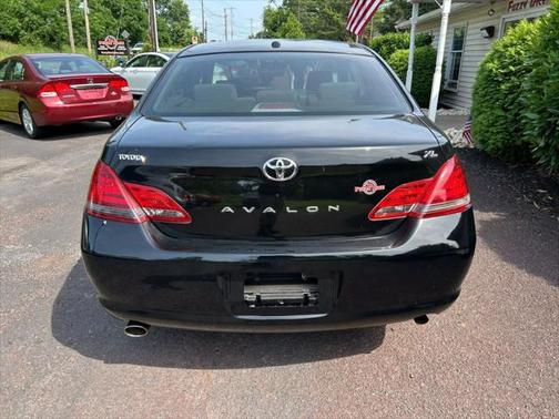 2009 Toyota Avalon XL